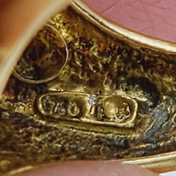 David Yurman Quatrefoil Sculpted Ring With Diamonds in 18k Gold - Picture 11 of 15